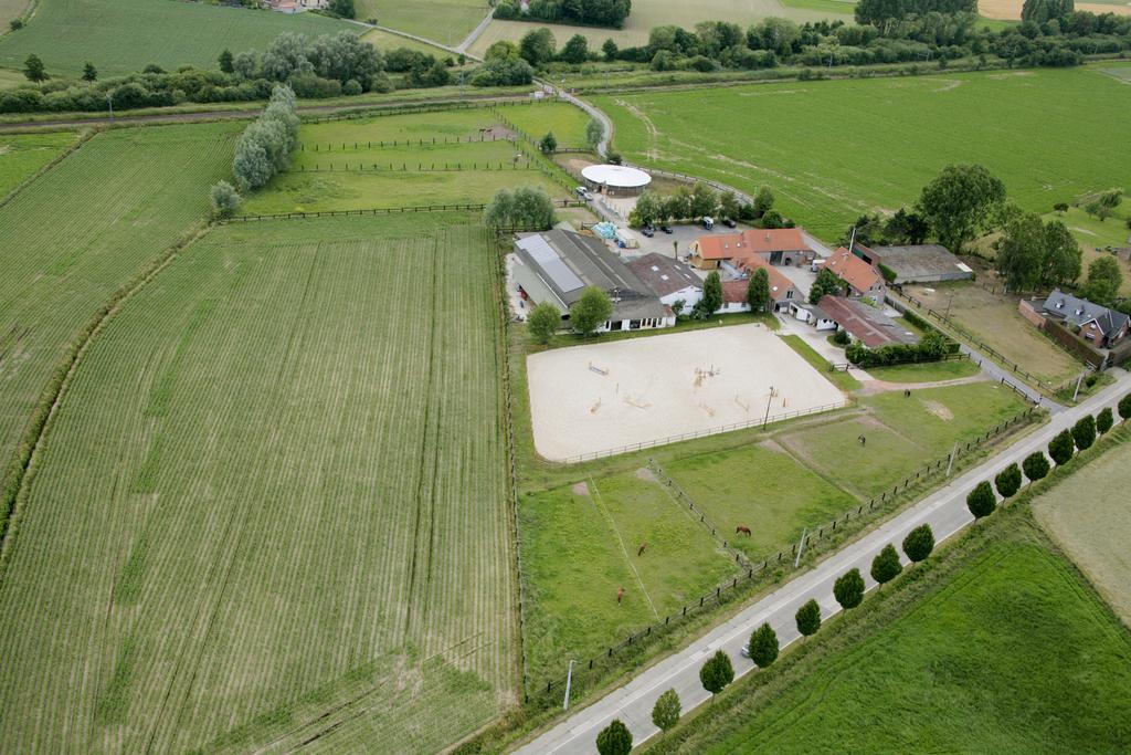 Gite Saint Georges Comines-Warneton Exterior photo